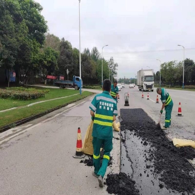 Natychmiastowe naprawy Na każdą pogodę Cold Mix Asphalt Pot Hole Filler do wybojów w chodniku